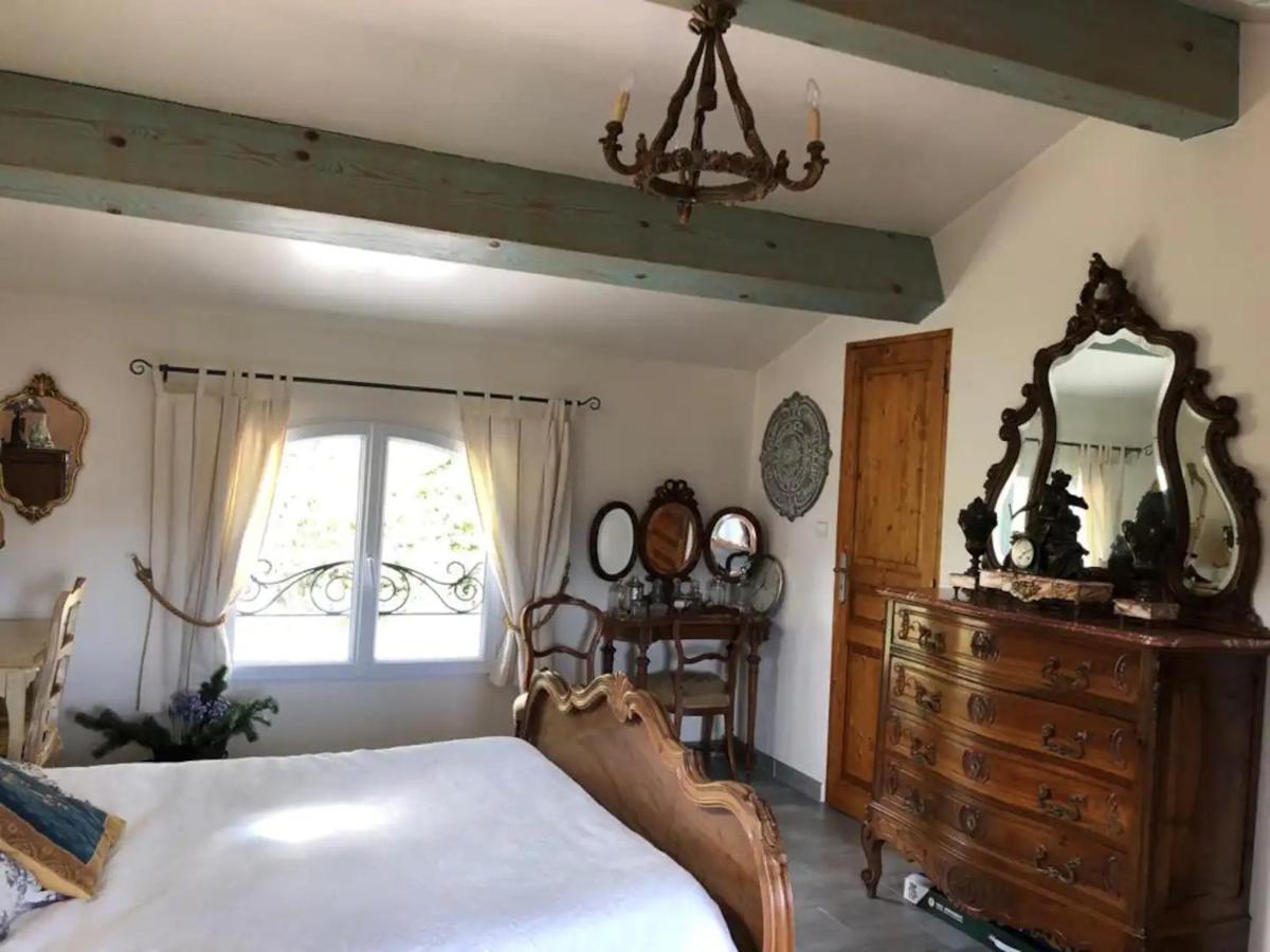 Agreable Chambre D'Hotes Avec Piscine Bed & Breakfast Le Beausset Ngoại thất bức ảnh